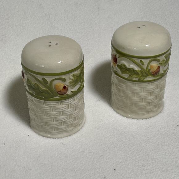 Unbranded Other - Fall Autumn Harvest Thanksgiving Ceramic Salt & Pepper Shakers